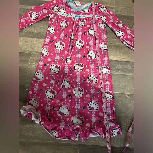 Sanrio Hello Kitty Nightgown - Picture 5 of 5